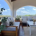 Cerca De Ciutadella Con Piscina